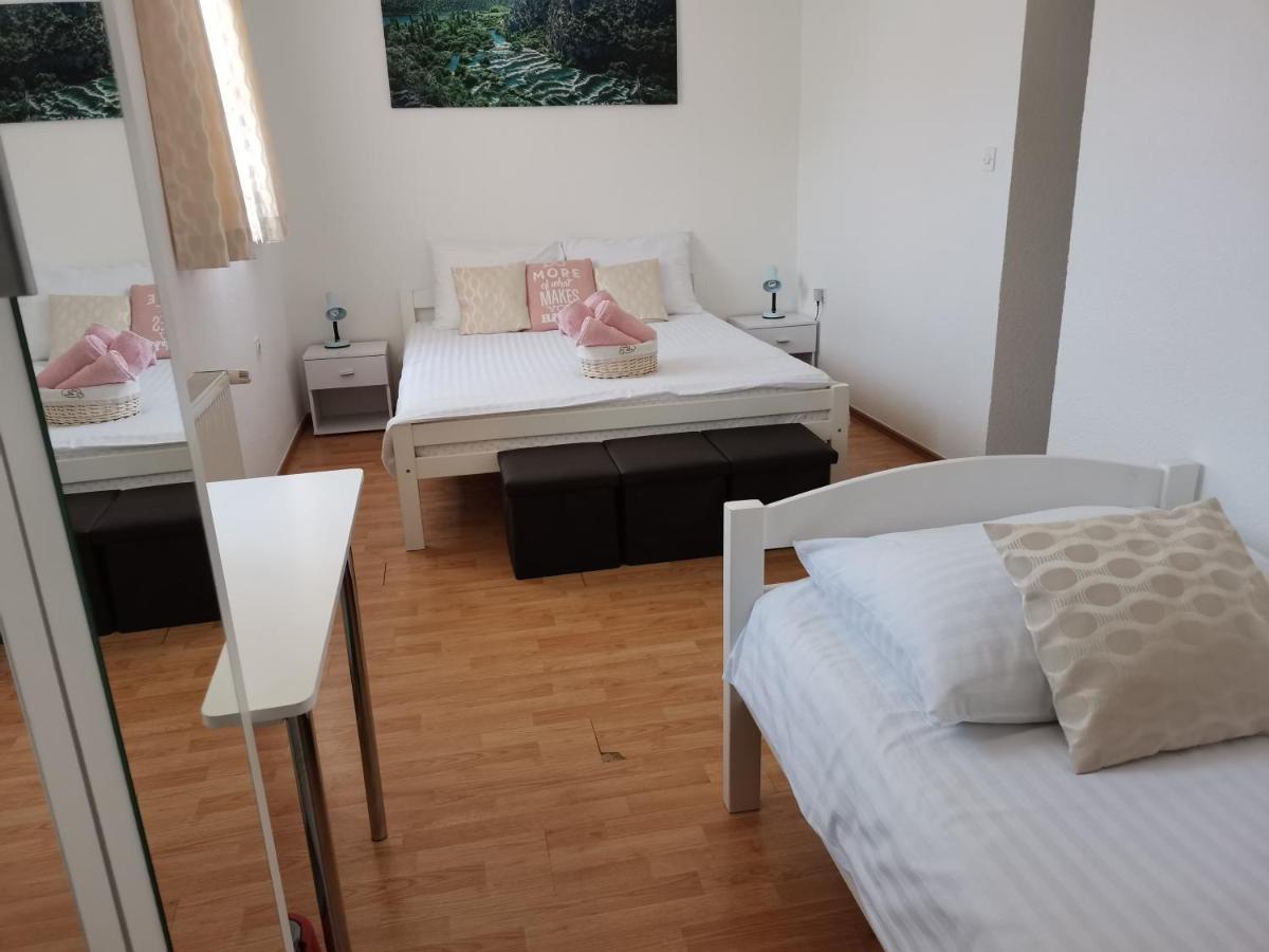 Rooms Sapina Korenica Kültér fotó