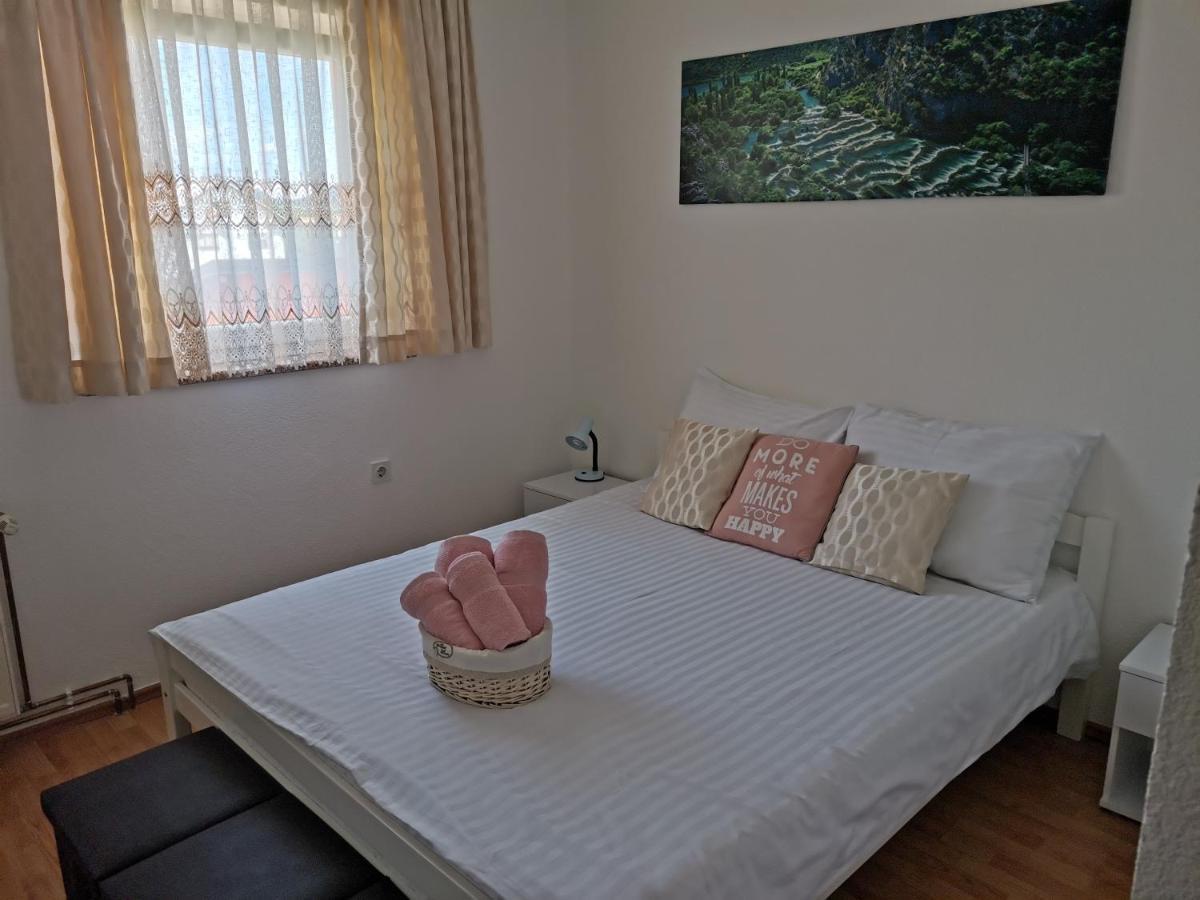 Rooms Sapina Korenica Kültér fotó