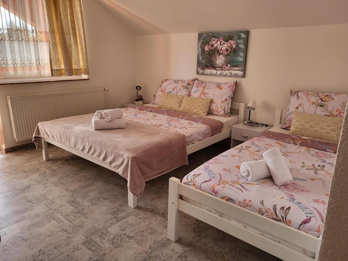Rooms Sapina Korenica Kültér fotó
