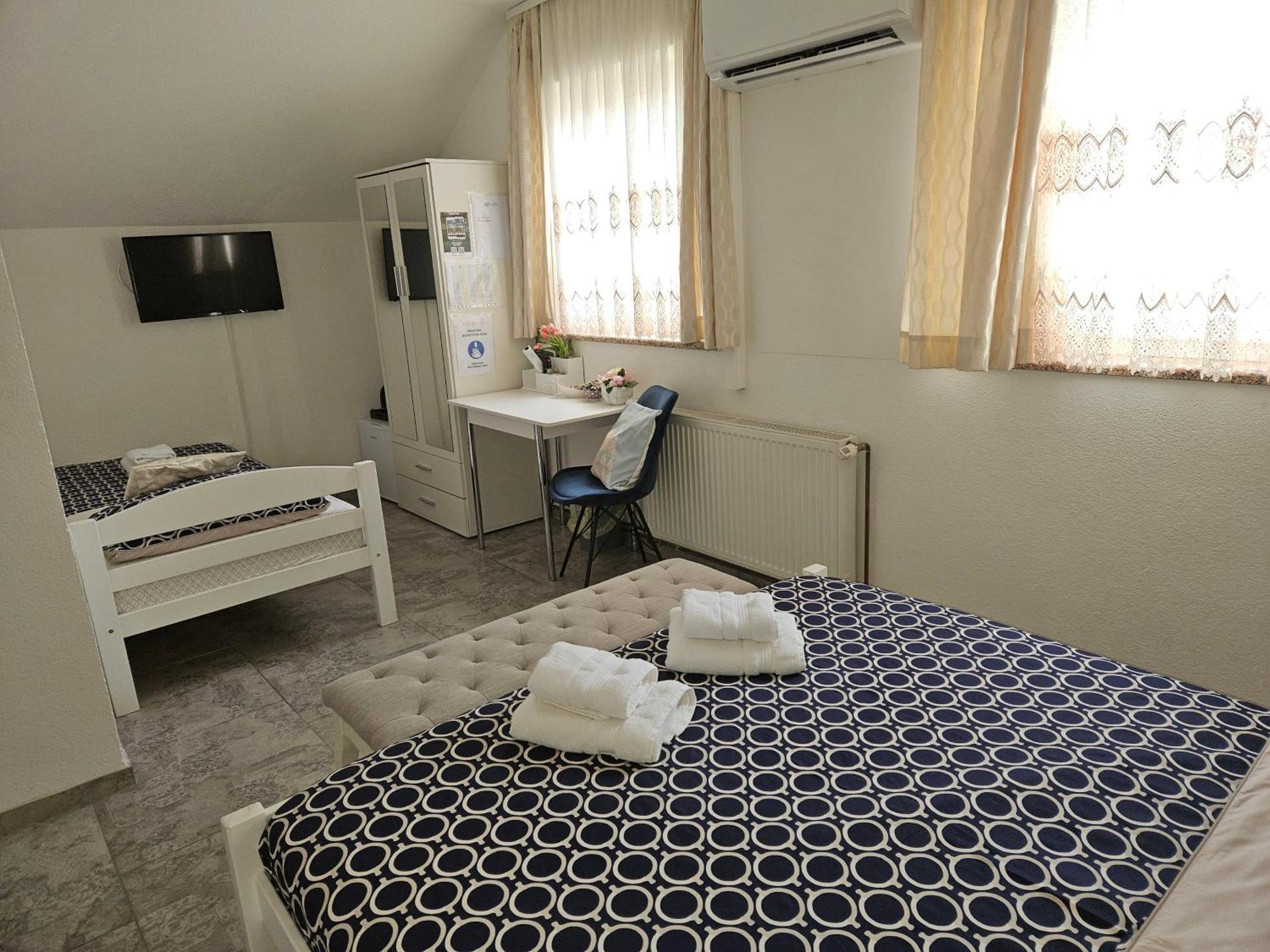 Rooms Sapina Korenica Kültér fotó